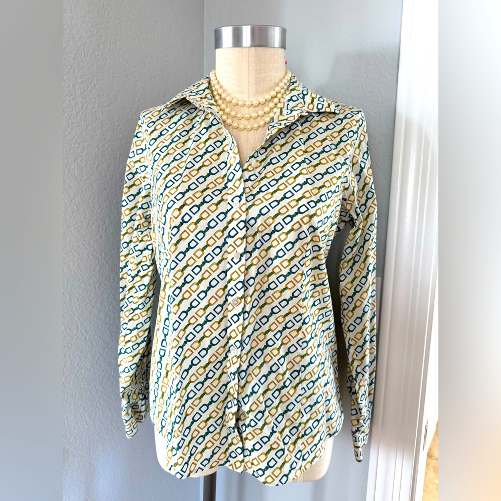 Talbots Equestrian Chain Buckle Wrinkle Resistant Shirt Top Womens Size 10